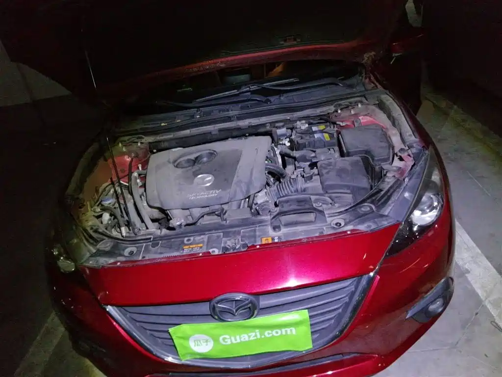 Mazda 3 Axela 2015 — фото 11