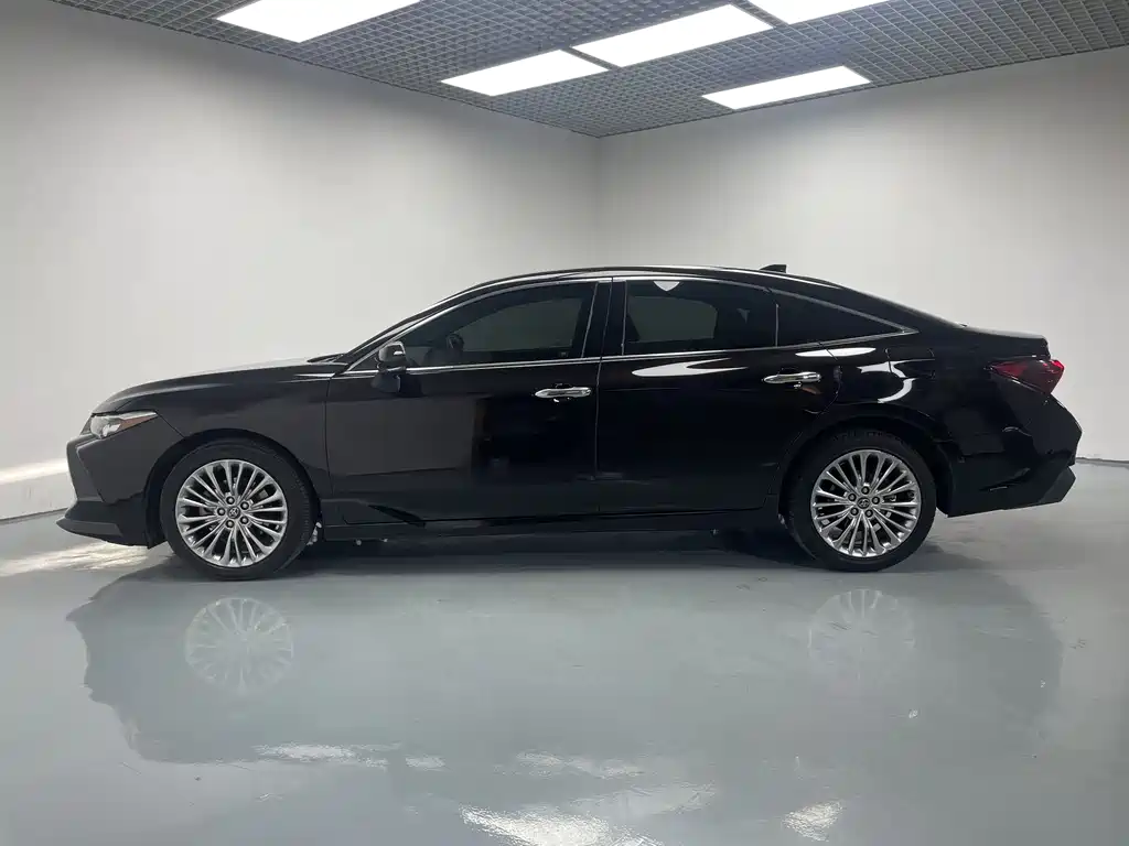 Toyota Avalon 2019 — фото 4
