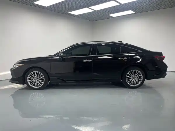 Toyota Avalon 2019