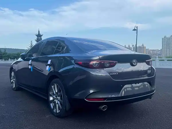 Mazda 3 Axela 2021