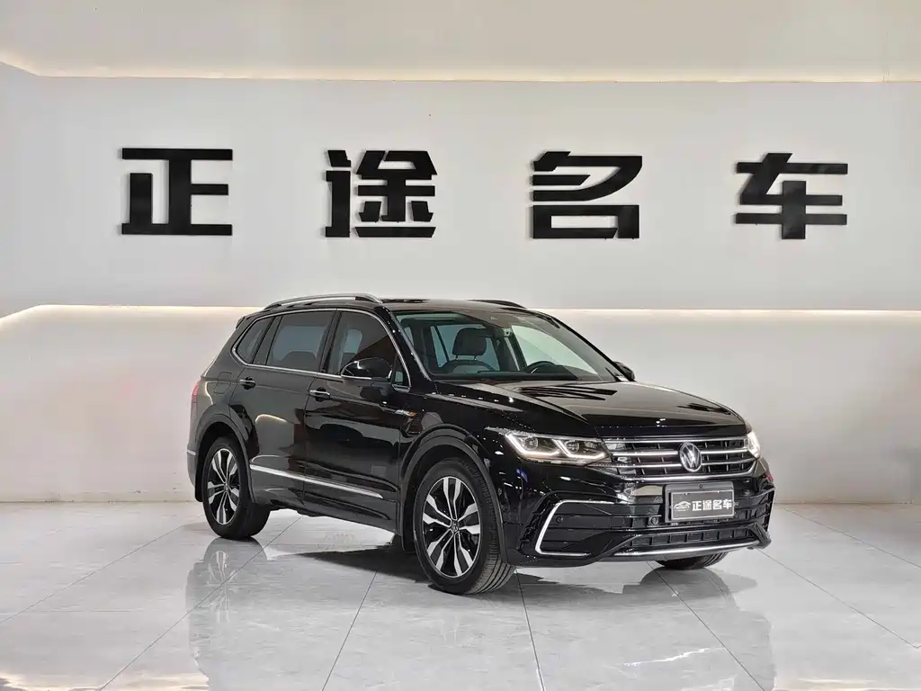 Volkswagen Tiguan L 2022 — фото 3