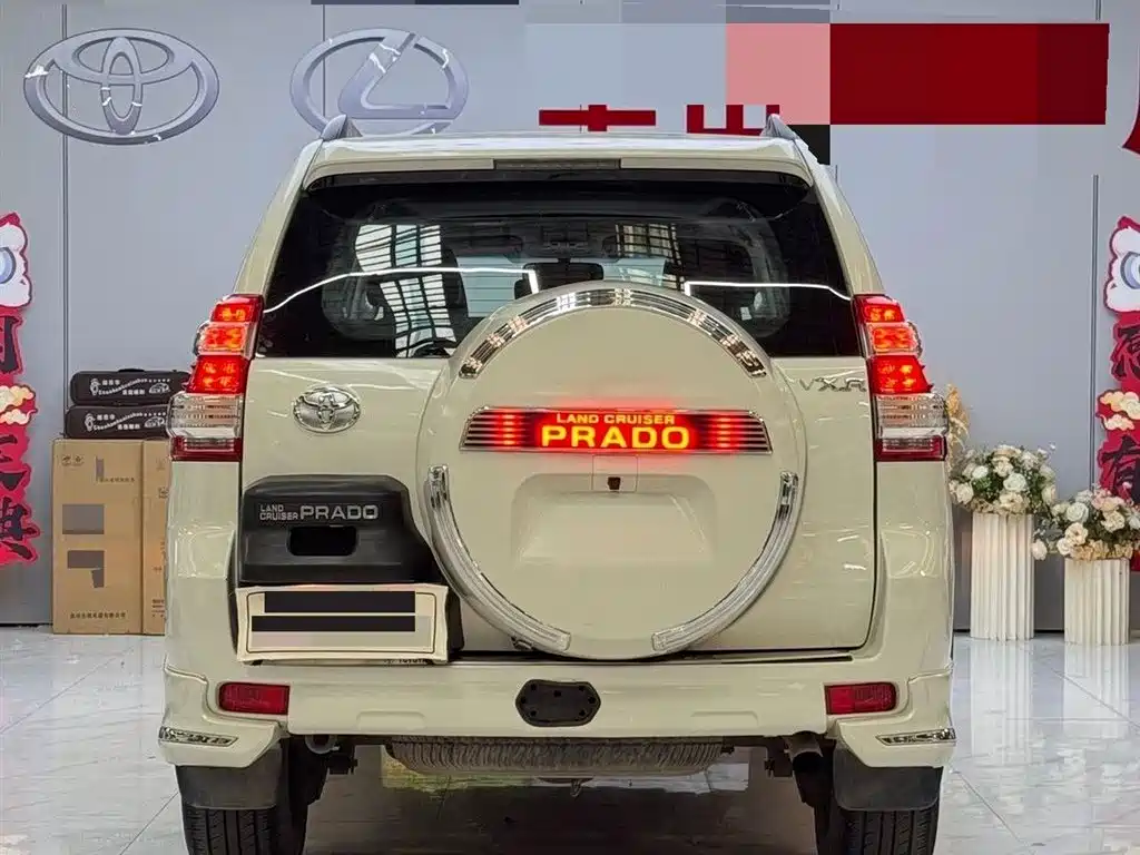 Toyota Prado 2017 — фото 8