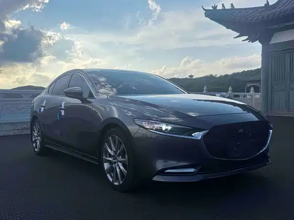 Mazda 3 Axela 2021