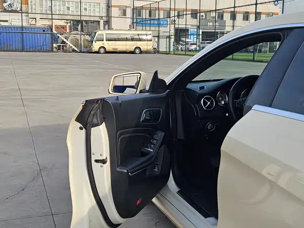 Mercedes-Benz CLA 2016
