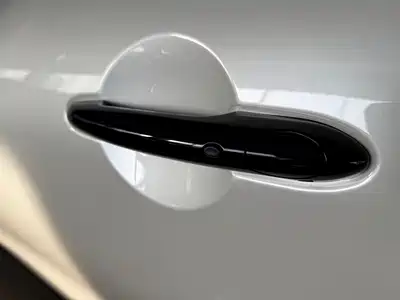 MINI MINI 2023