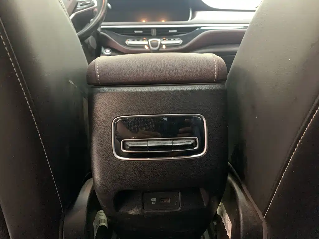 GAC Trumpchi M6 2023 — фото 11