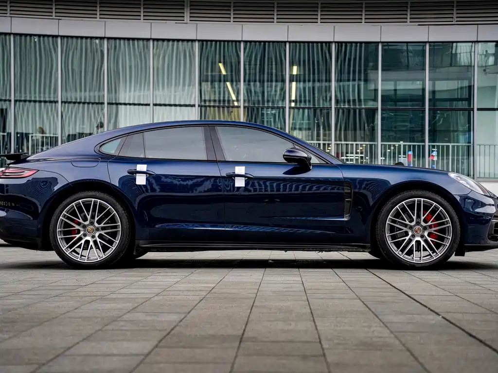 Porsche Panamera 2019 — фото 4