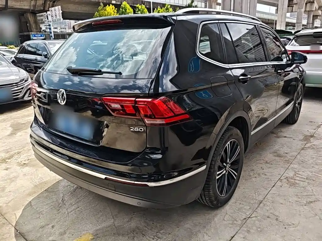 Volkswagen Tiguan L 2021