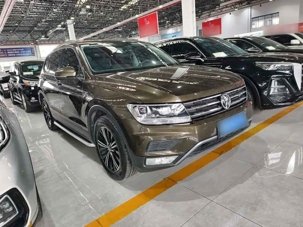 Volkswagen Tiguan L 2020 — фото 4
