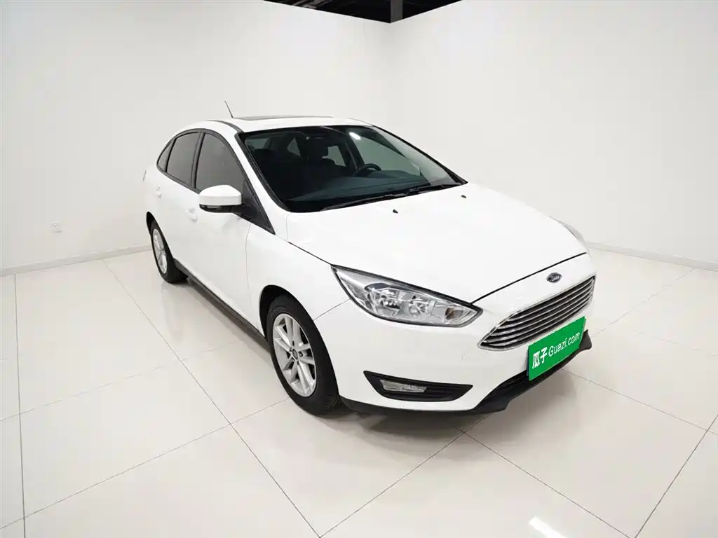 Ford Focus 2016 — фото 4