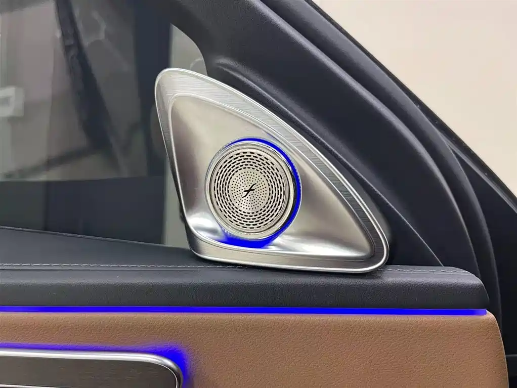 Mercedes-Benz E-Class 2024
