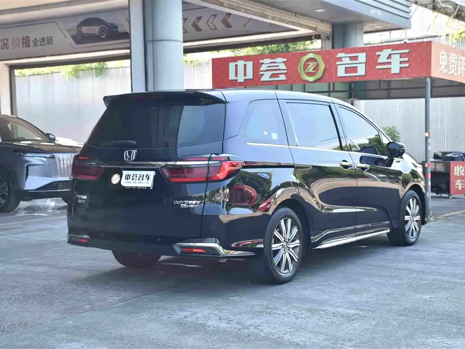 Honda Odyssey 2022 — фото 17