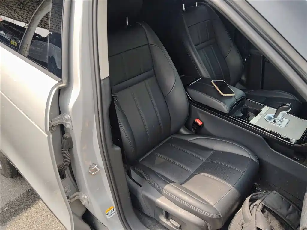 Land Rover Evoque 2022 — фото 25