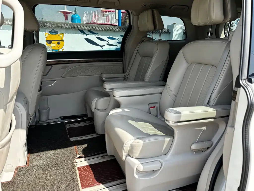 GAC Motor Trumpchi M8 2019 — фото 3