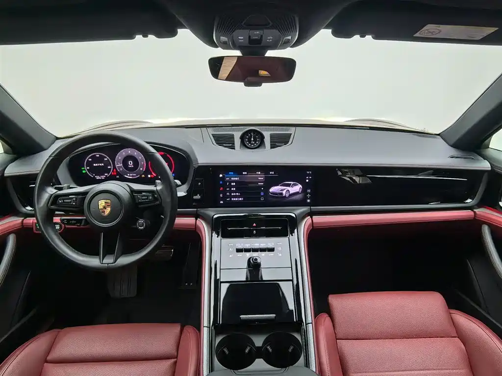 Porsche Panamera 2025 — фото 12