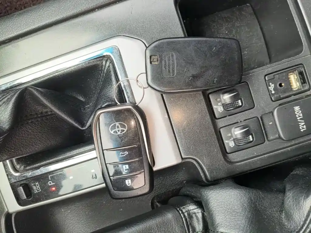 Toyota Prado 2016 — фото 9