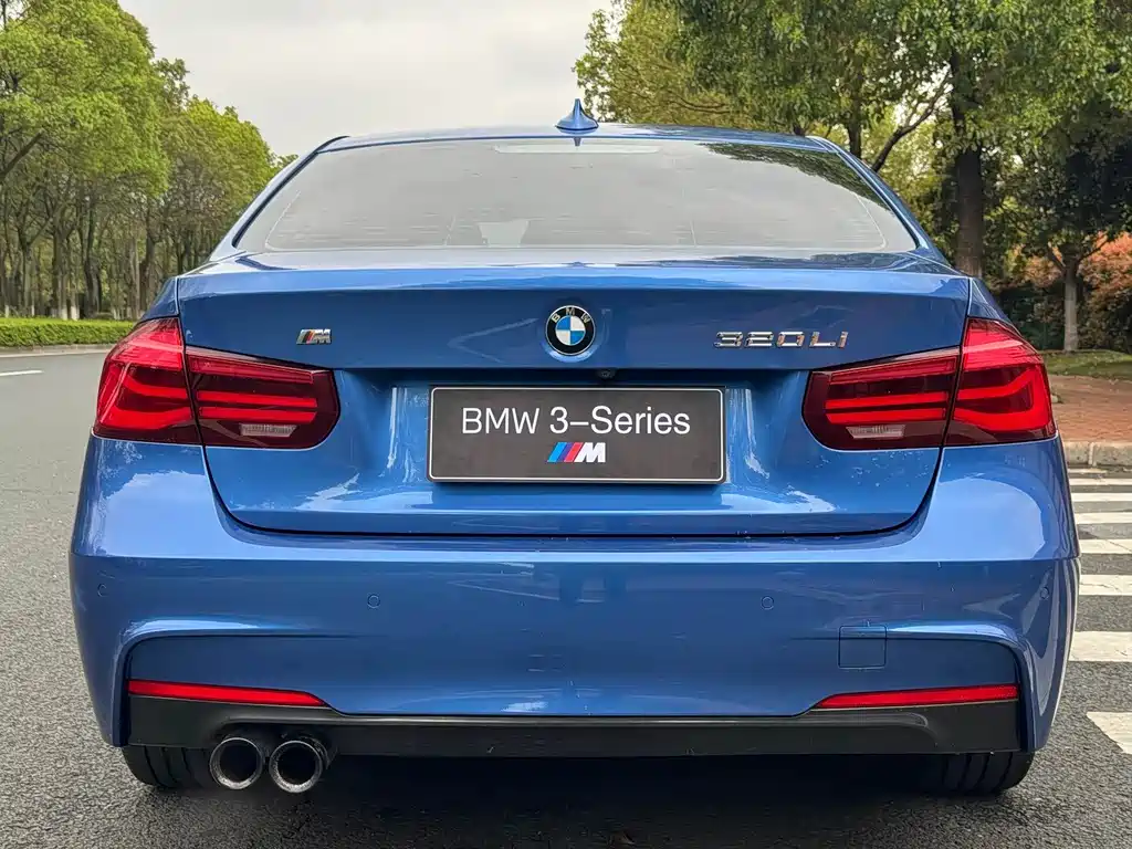 BMW 3 Series 2019 — фото 8