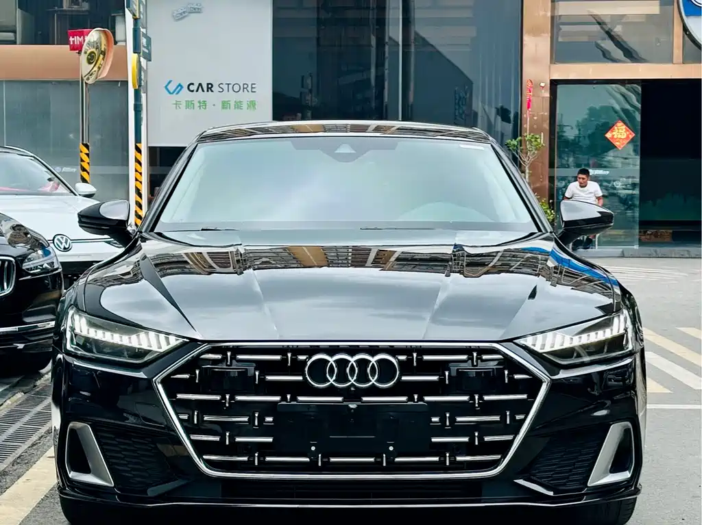 Audi A7L 2025