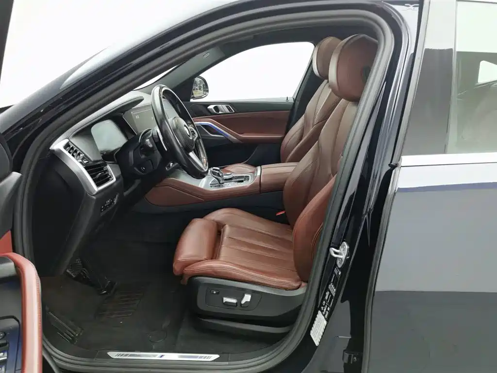 BMW X6 2021 — фото 10