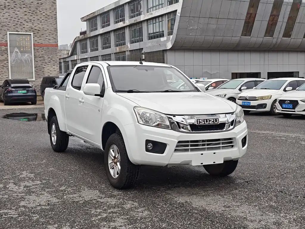 Isuzu RE-MAX 2019 — фото 3
