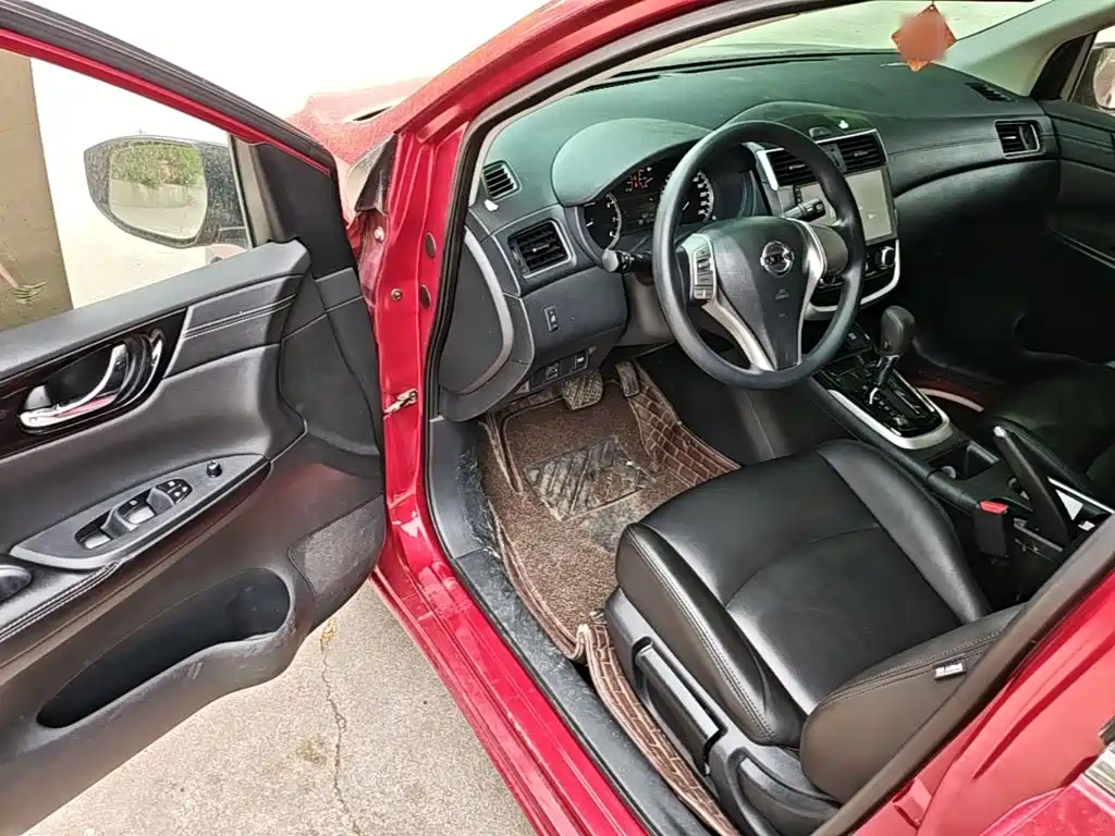 Nissan Tiida 2019 — фото 16