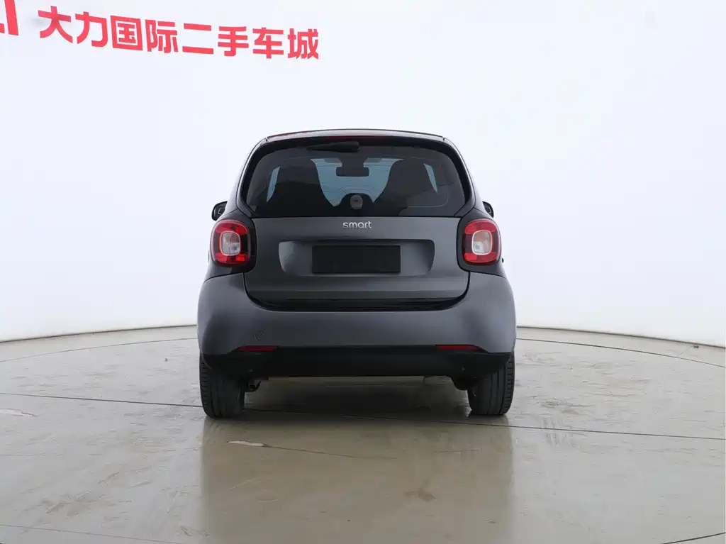 smart Fortwo 2018 — фото 7