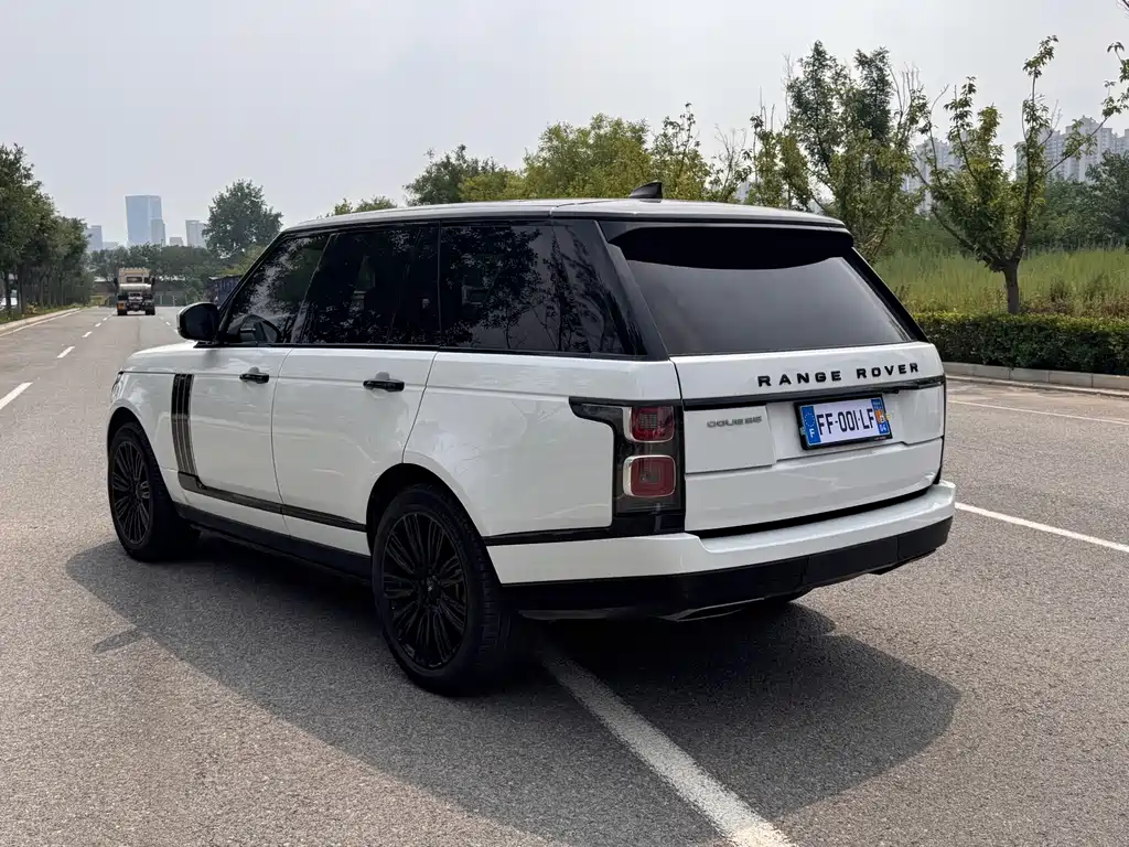 Land Rover Range Rover 2020 — фото 9
