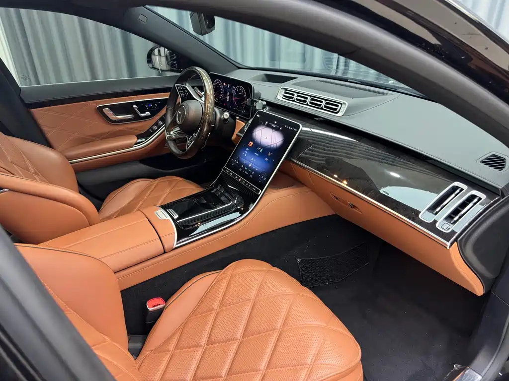 Mercedes-Benz Maybach S-Class 2023 — фото 23