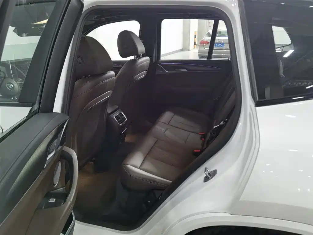 BMW X3 2022 — фото 15