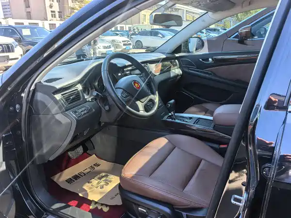 Hongqi H7 2015