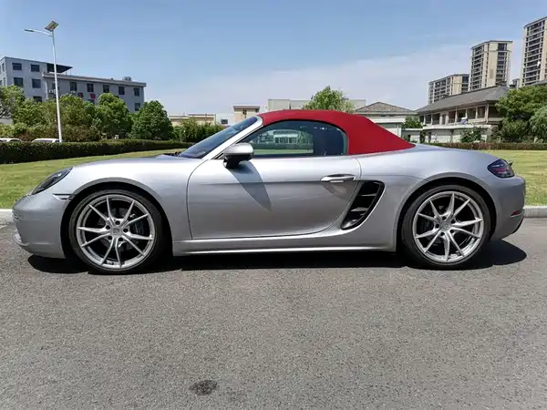 Porsche 718 2023