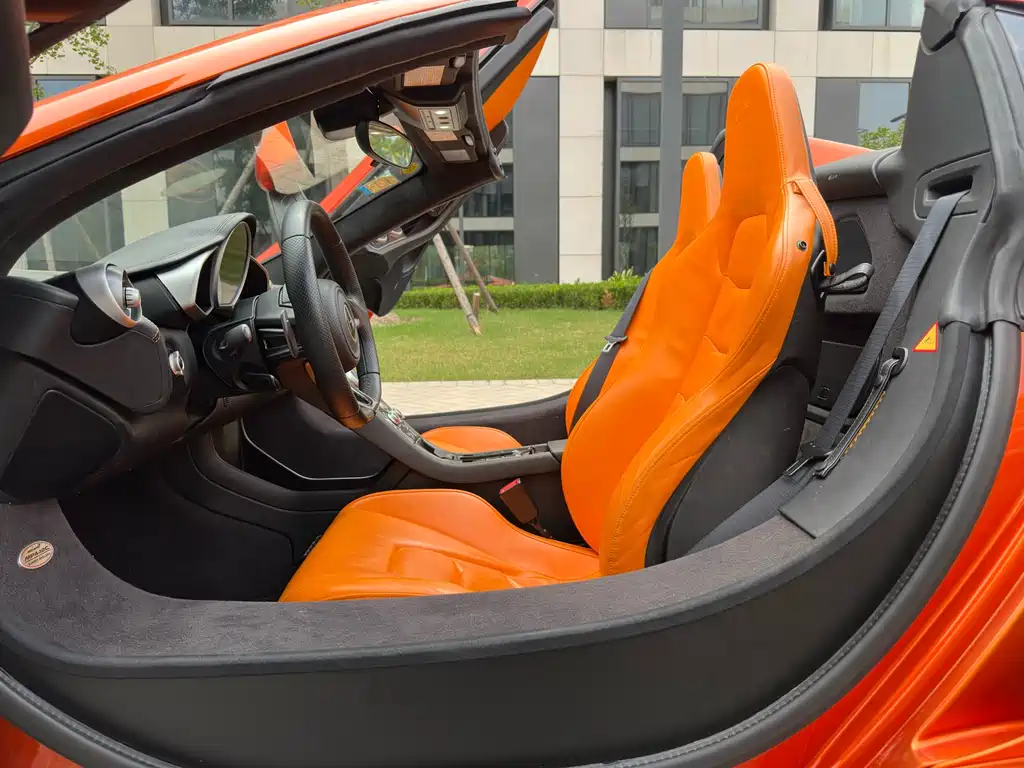 McLaren 12C 2014 — фото 12