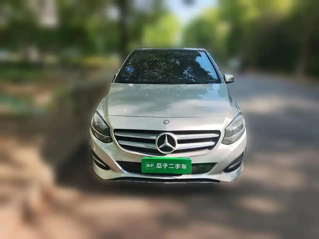 Mercedes-Benz B-Class 2015 — фото 24