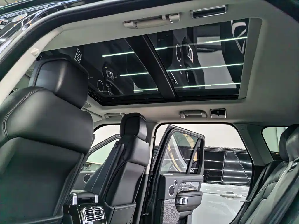 Land Rover Range Rover 2020 — фото 13
