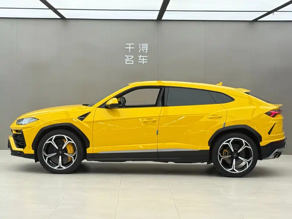 Lamborghini Urus 2019 — фото 3