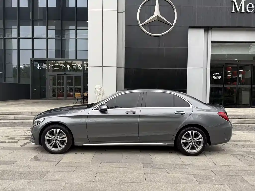 Mercedes-Benz C-Class 2018