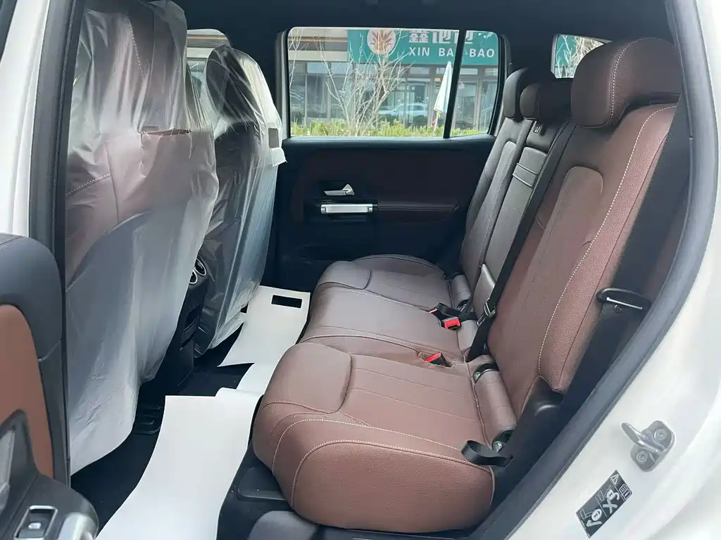 Mercedes-Benz EQB 2025