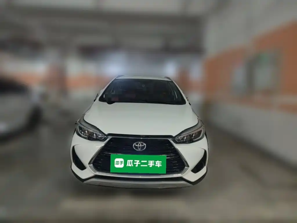 Toyota Yaris L 2020 — фото 24