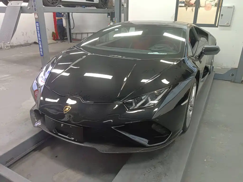 Lamborghini Huracan 2021 — фото 1