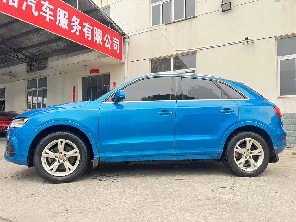 Audi Q3 2017 — фото 8