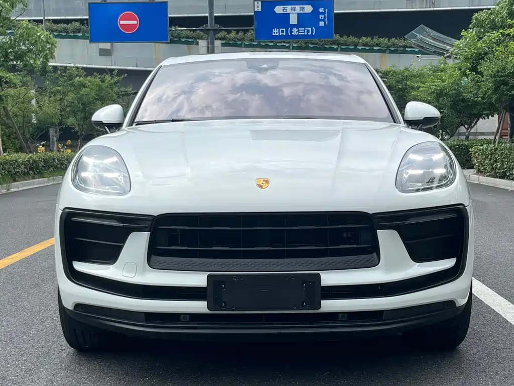 Porsche Macan 2024 — фото 2