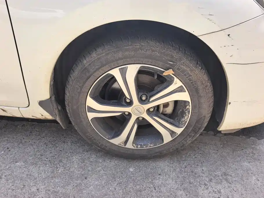 Nissan Tiida 2017