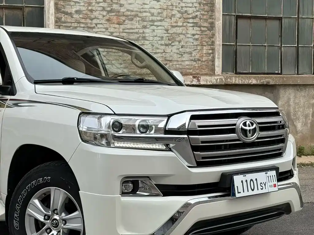 Toyota Land Cruiser 2019 — фото 3