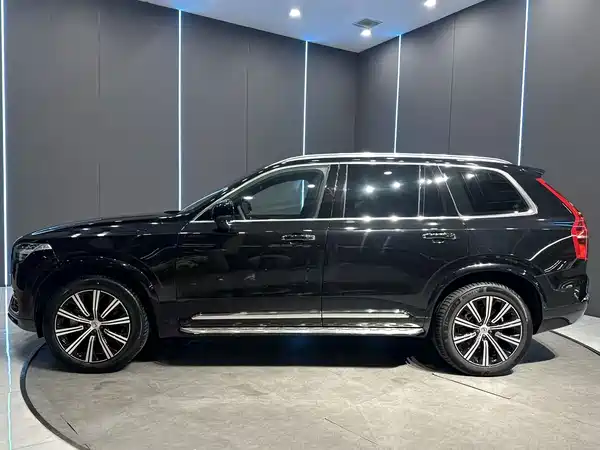 Volvo XC90 2022
