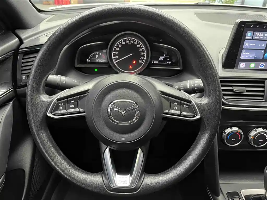 Mazda CX-4 2023 — фото 3