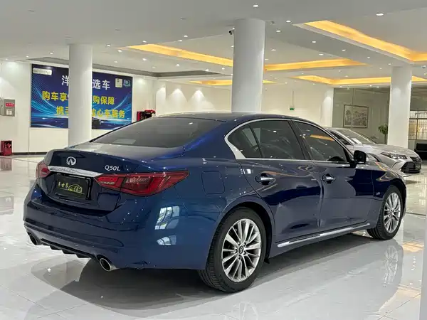 Infiniti Q50L 2018