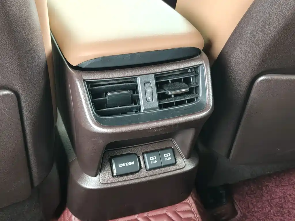Lexus ES 2020 — фото 14