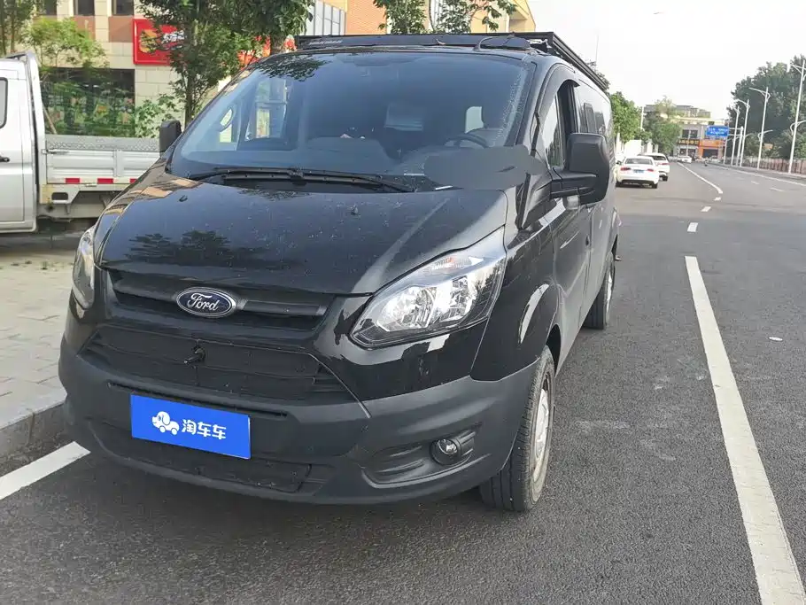 Ford Transit 2022