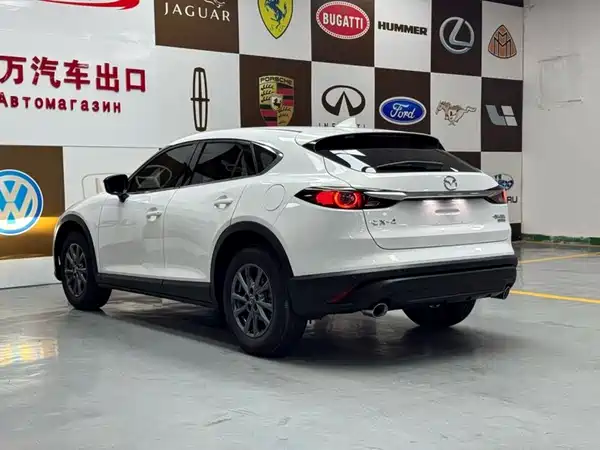 Mazda CX-4 2023