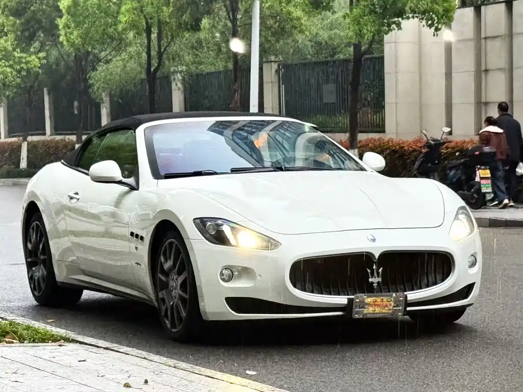 Maserati GranCabrio 2014 — фото 3